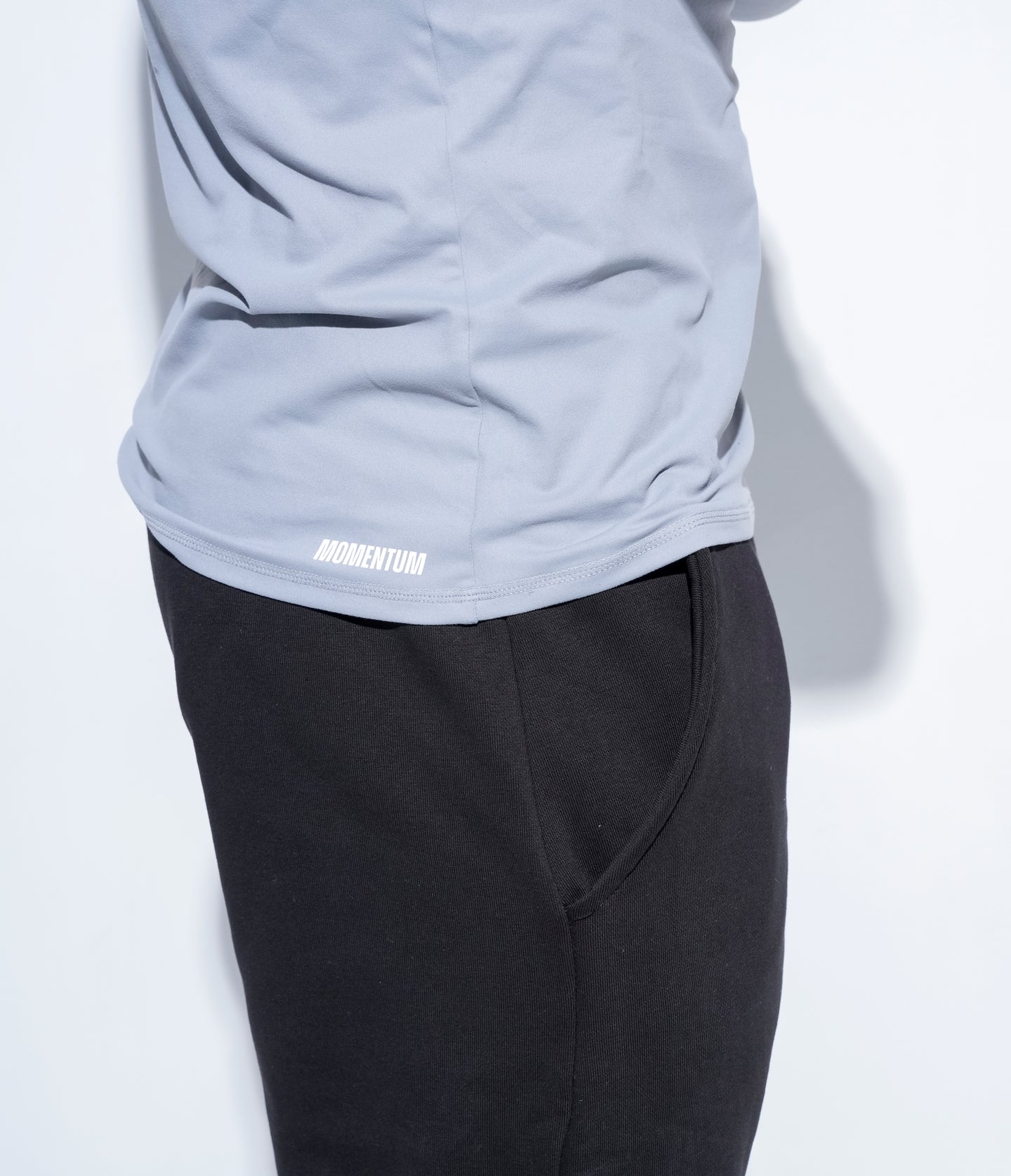 B27 Momentum Half-Zip